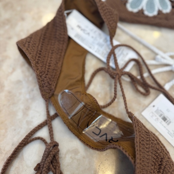 Rvca crochet bikini set - Picture 3 of 12